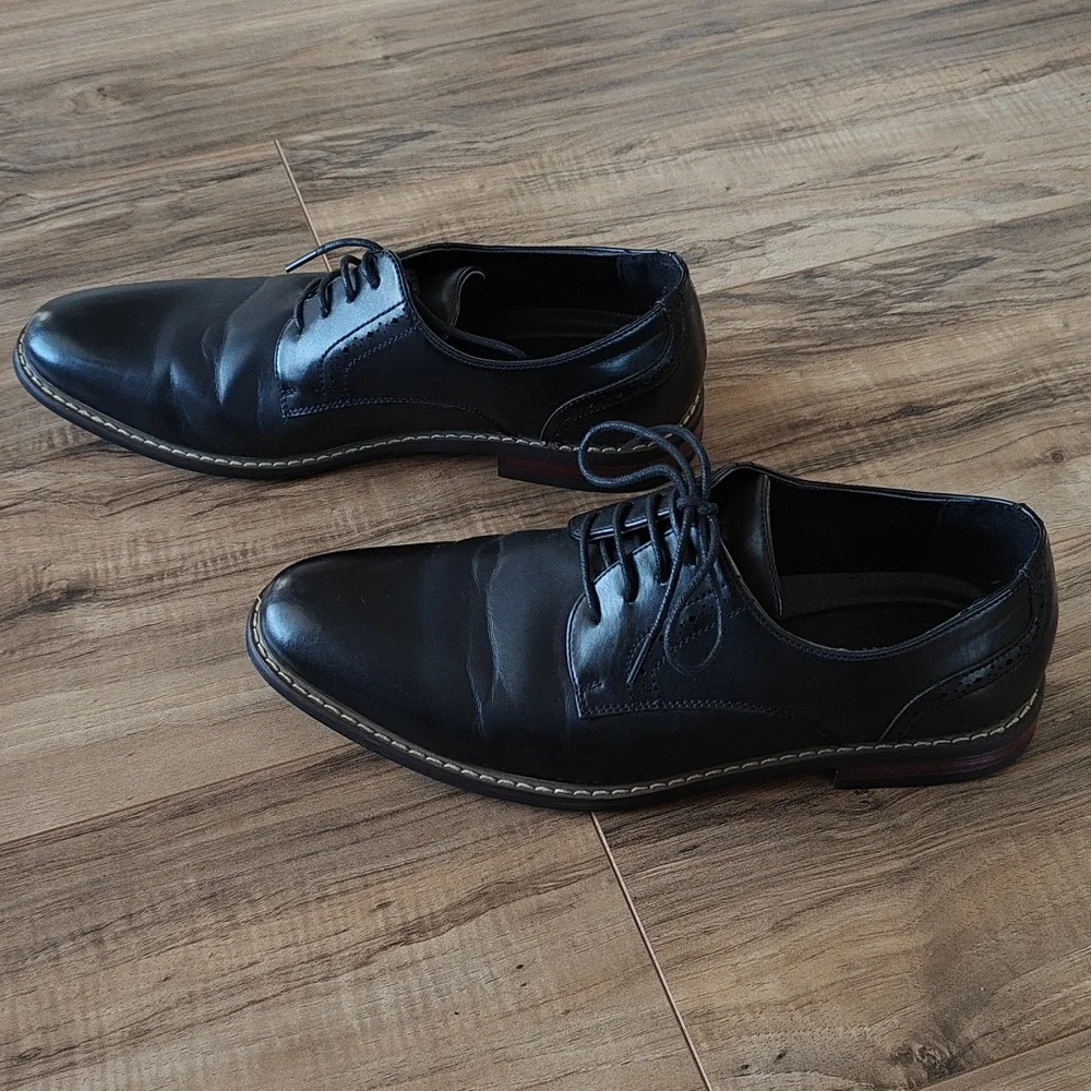 EUC Men's Dress Shoes